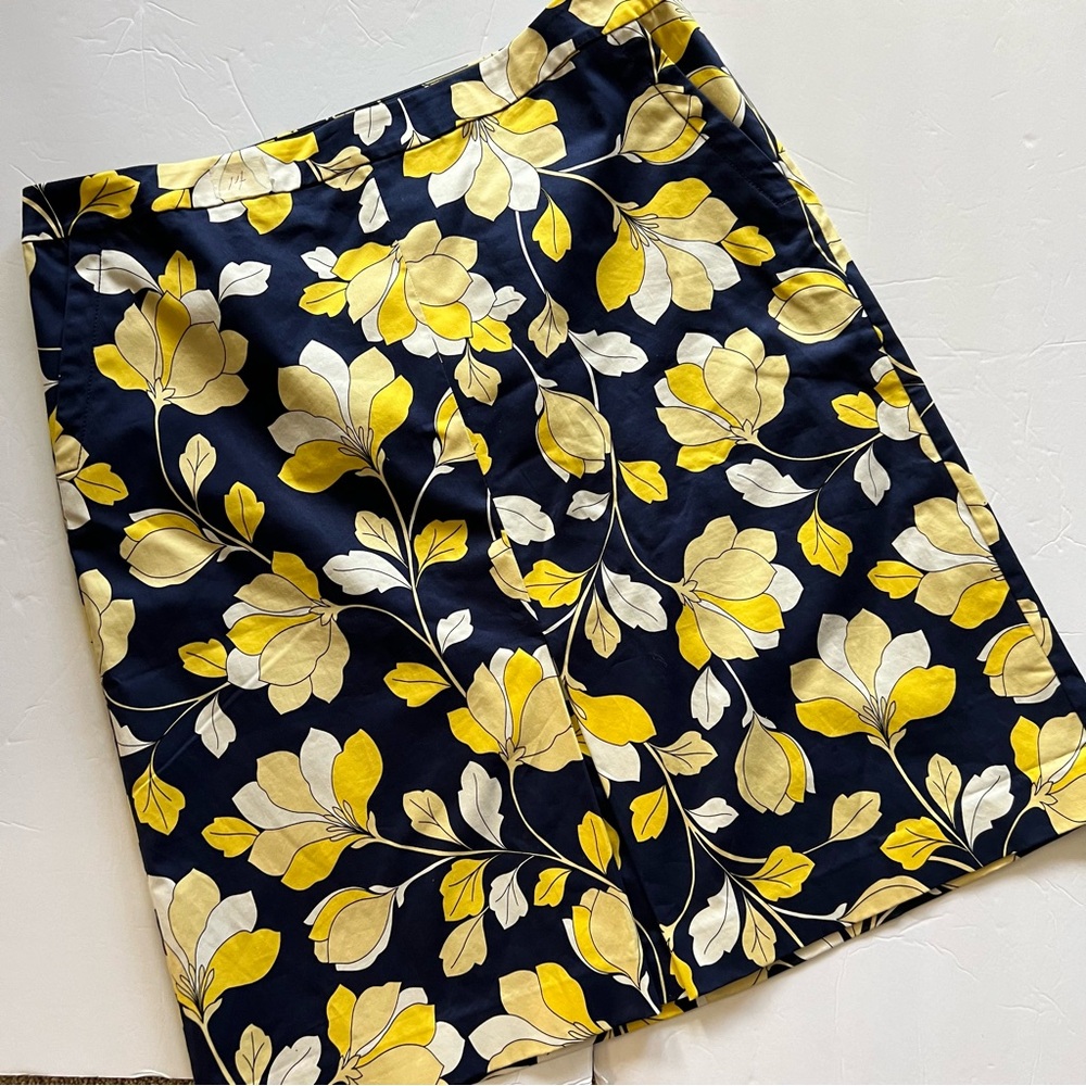 TALBOTS Floral Skirt Size 14